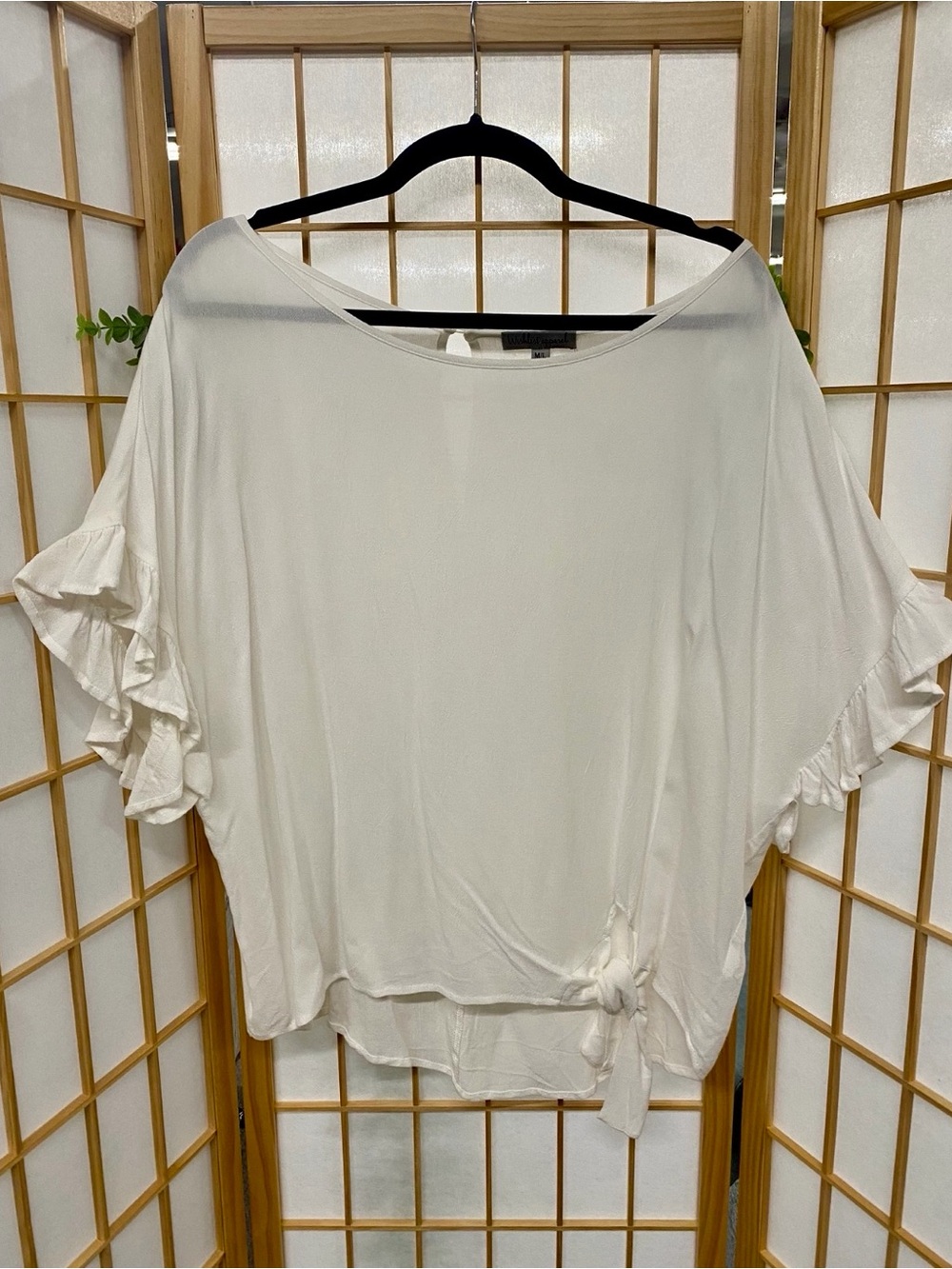 Woven Ruffle Sleeve Tie-Hem Blouse in Cream